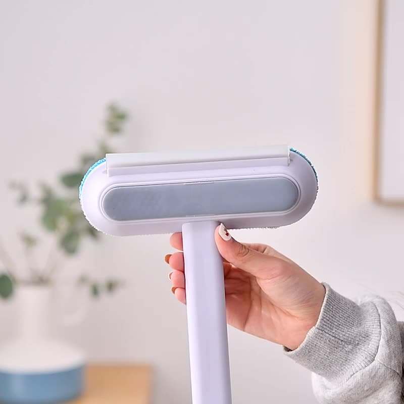 Brosse 4-en-1 Anti-Poils pour Animaux et Maison